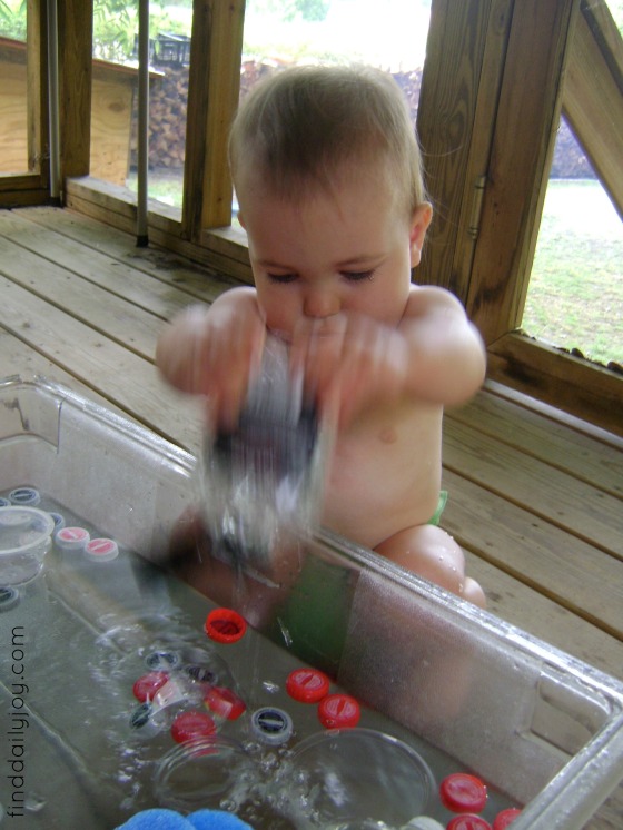 Upcycled Water Sensory Bin {Playing With Toddler} - finddailyjoy.com
